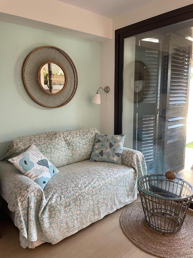 Beach Flat With Garden Castelldefels Esterno foto