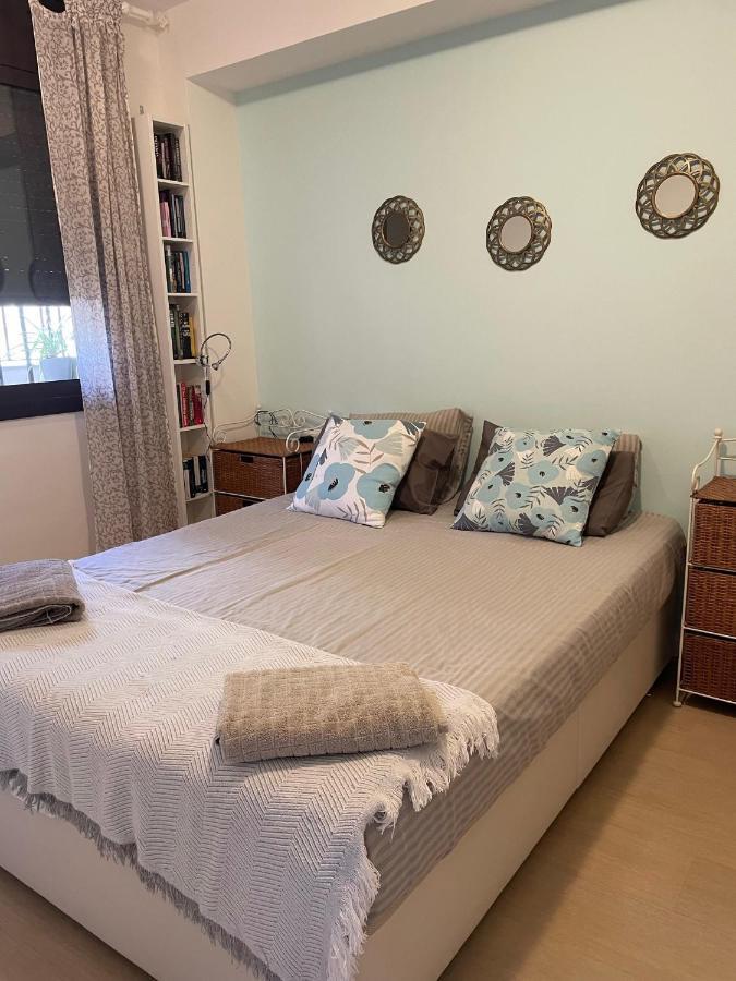Beach Flat With Garden Castelldefels Esterno foto