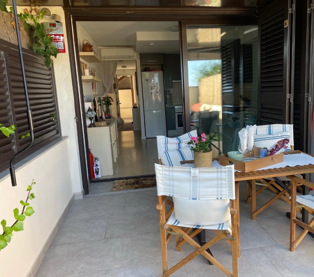 Beach Flat With Garden Castelldefels Esterno foto